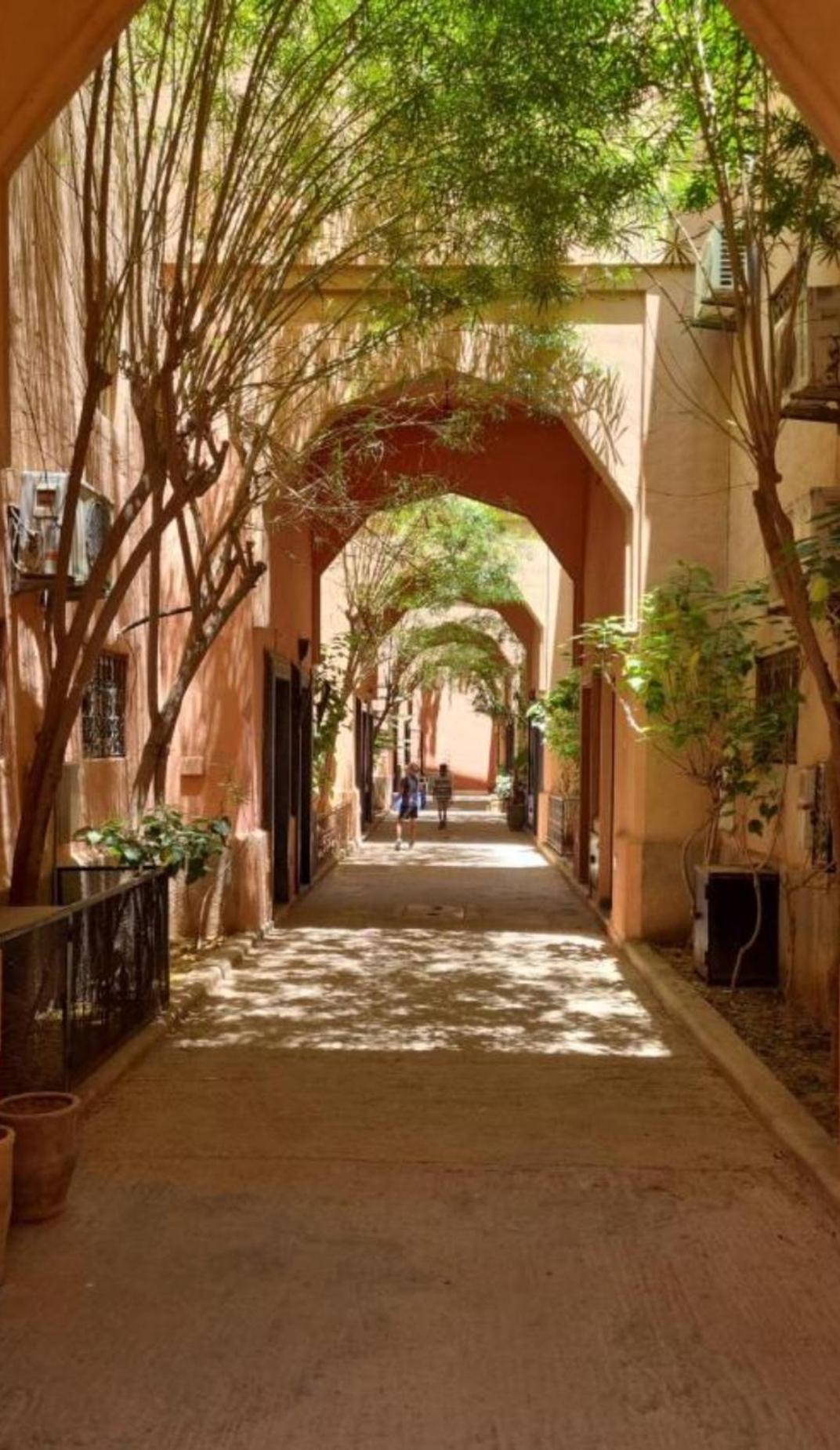 Riad Nezha Avec Jacuzzi Et 3 Piscines Au Coeur De 마라케시 외부 사진