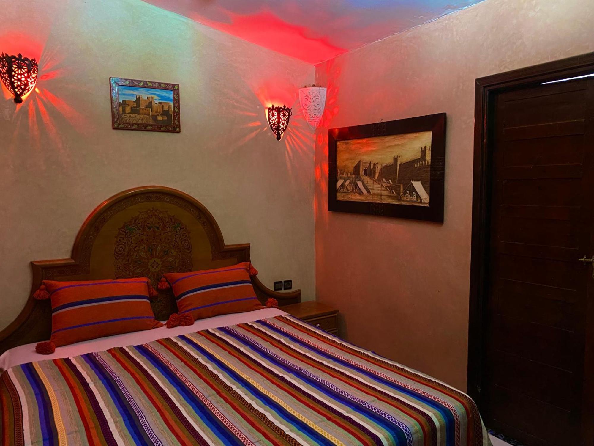 Riad Nezha Avec Jacuzzi Et 3 Piscines Au Coeur De 마라케시 외부 사진