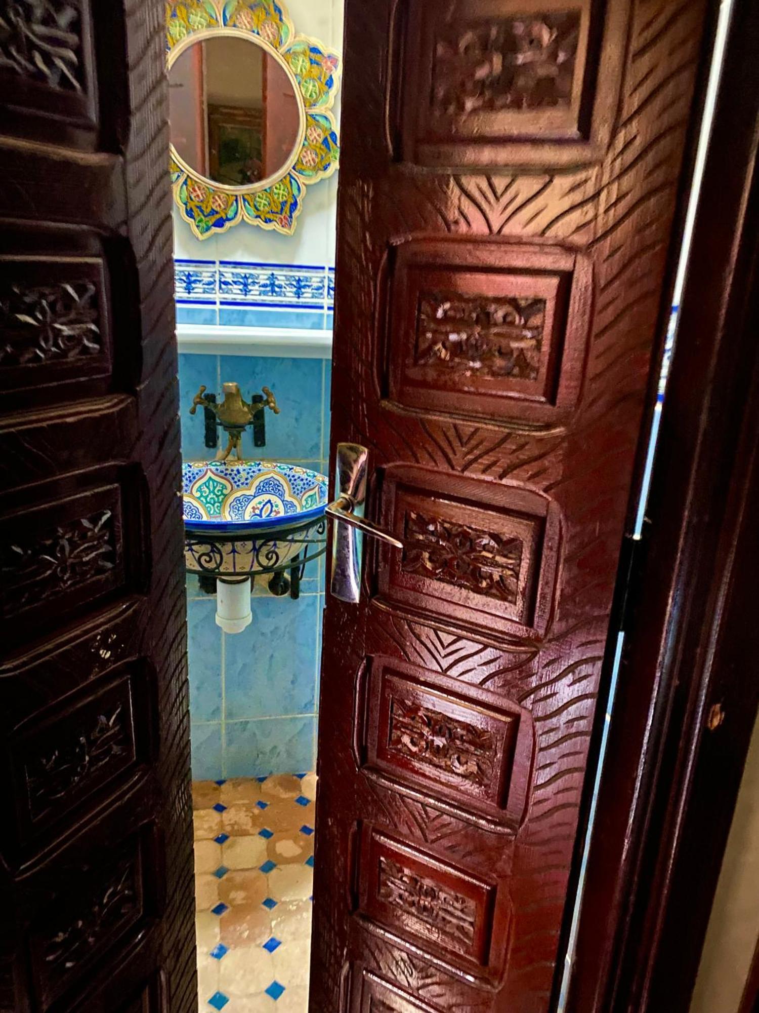 Riad Nezha Avec Jacuzzi Et 3 Piscines Au Coeur De 마라케시 외부 사진