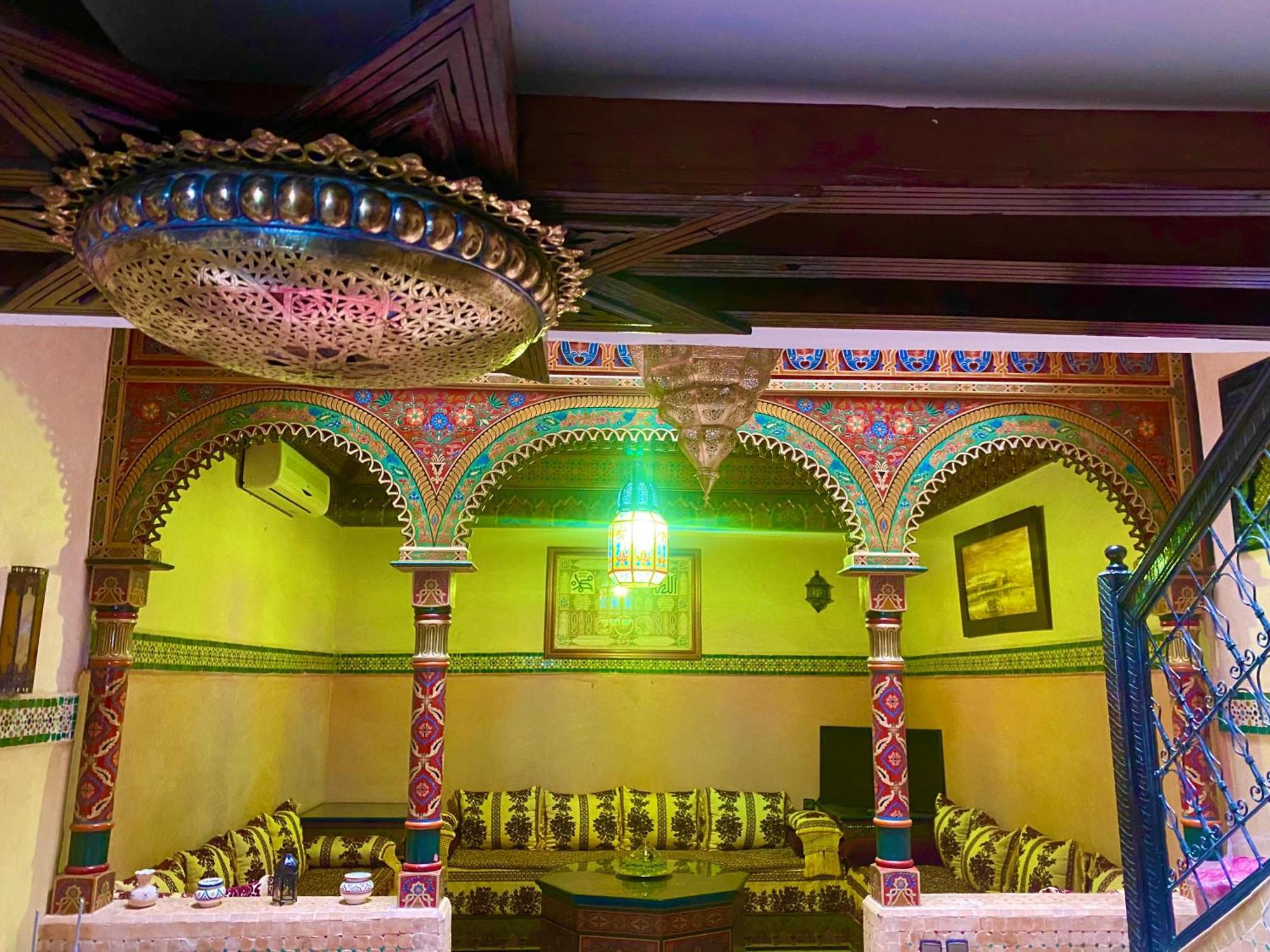Riad Nezha Avec Jacuzzi Et 3 Piscines Au Coeur De 마라케시 외부 사진