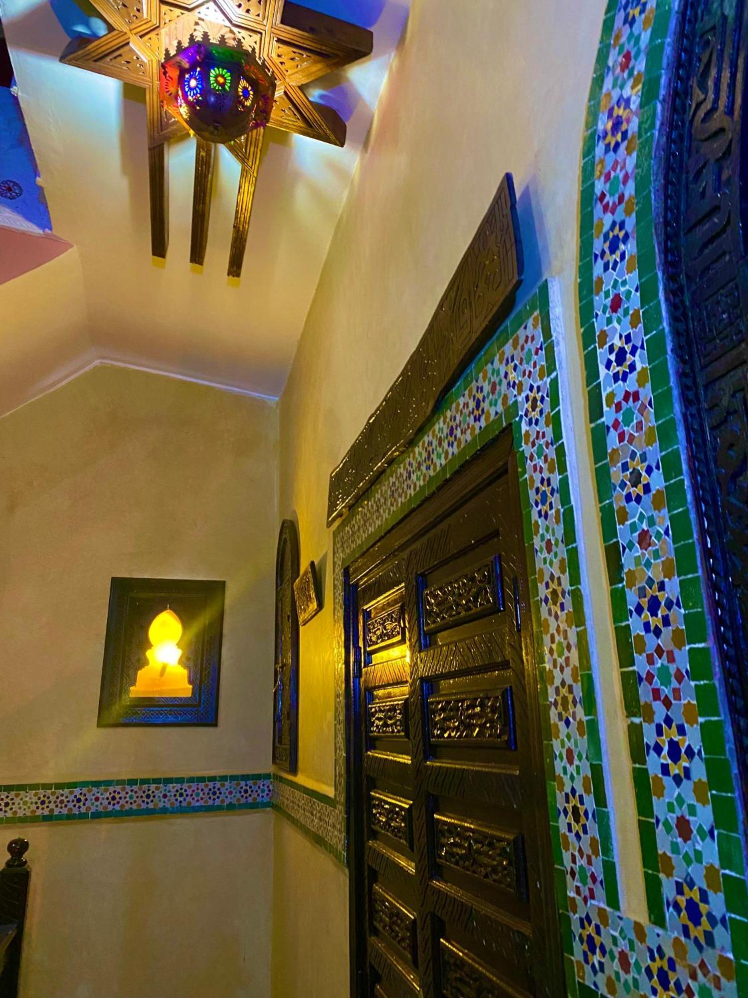 Riad Nezha Avec Jacuzzi Et 3 Piscines Au Coeur De 마라케시 외부 사진