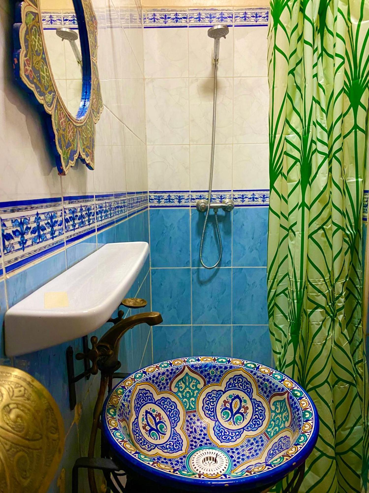 Riad Nezha Avec Jacuzzi Et 3 Piscines Au Coeur De 마라케시 외부 사진