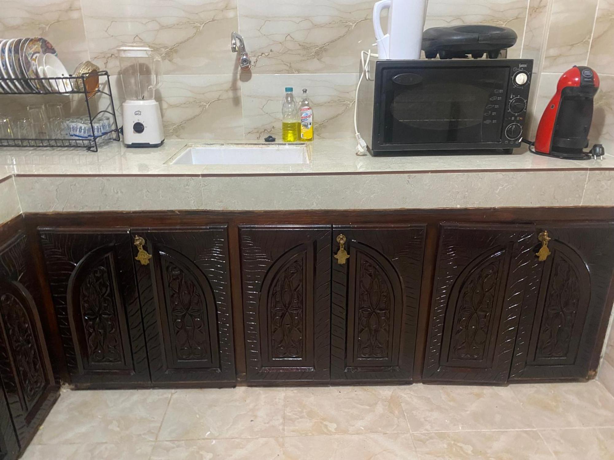 Riad Nezha Avec Jacuzzi Et 3 Piscines Au Coeur De 마라케시 외부 사진