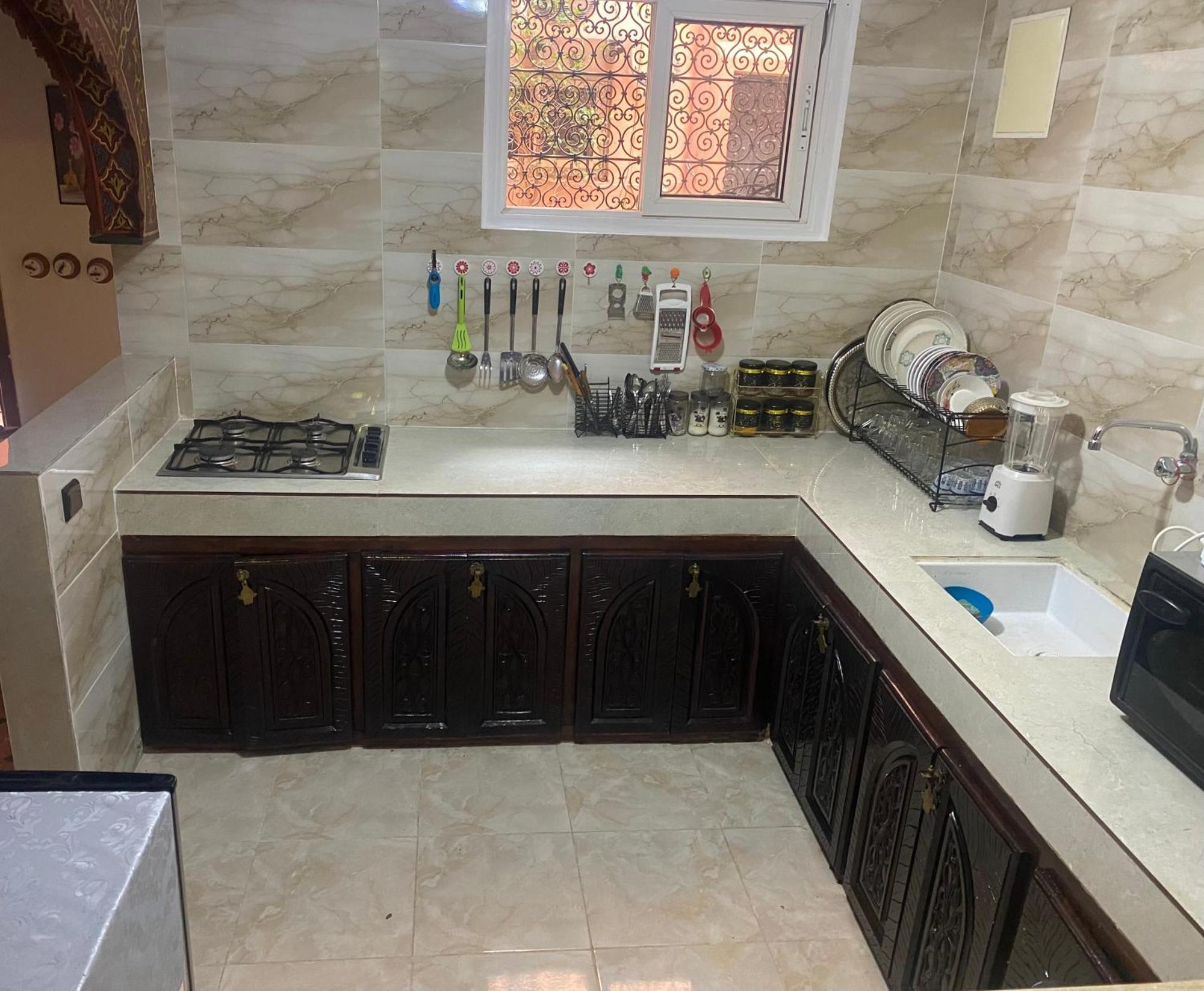 Riad Nezha Avec Jacuzzi Et 3 Piscines Au Coeur De 마라케시 외부 사진