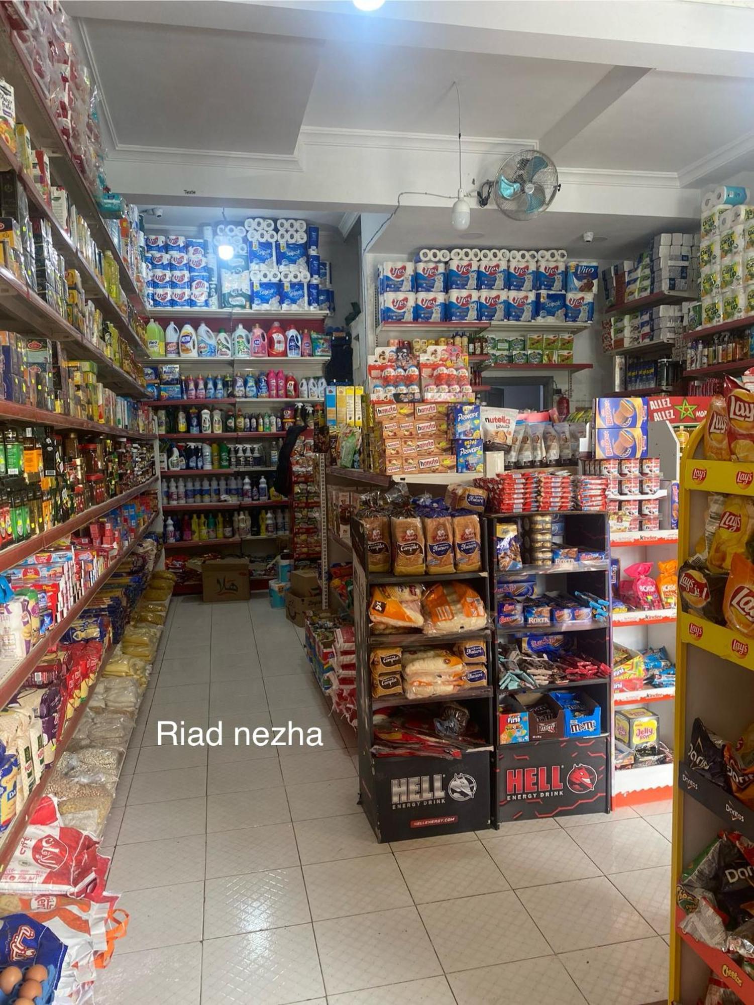 Riad Nezha Avec Jacuzzi Et 3 Piscines Au Coeur De 마라케시 외부 사진